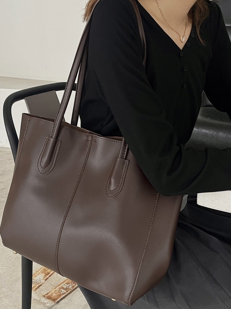 CGCBAG Fashion Designer Luxury - Interior Design Elegant ulasan dan harga